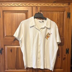 Disney White Short Sleeve Button-Up Shirt with Embroidery of Pooh and Tigger 2x